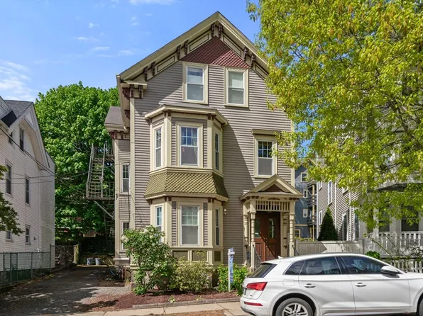 55 Mozart St #2, Jamaica Plain, MA 02130