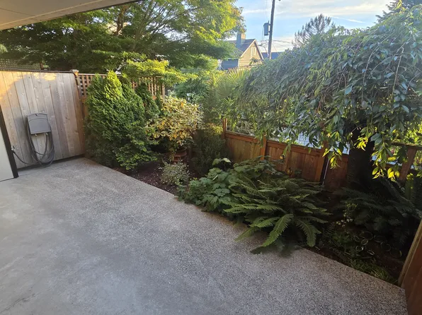 2332 Minor Ave E #8, Seattle, WA 98102