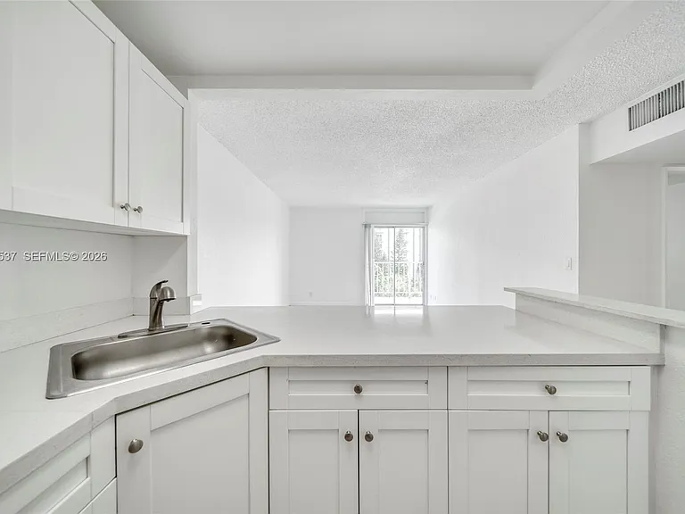 801 NW 47th Ave #515W — Photo 1