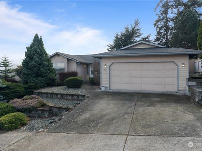 820 SW Echo Loop, Oak Harbor, WA, 98277