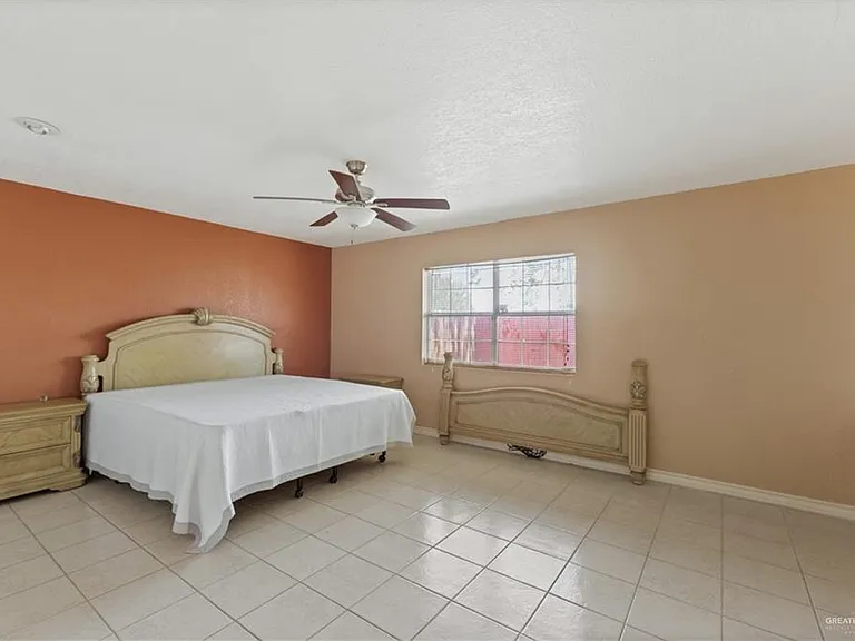 3208 N Westgate Dr — Photo 5