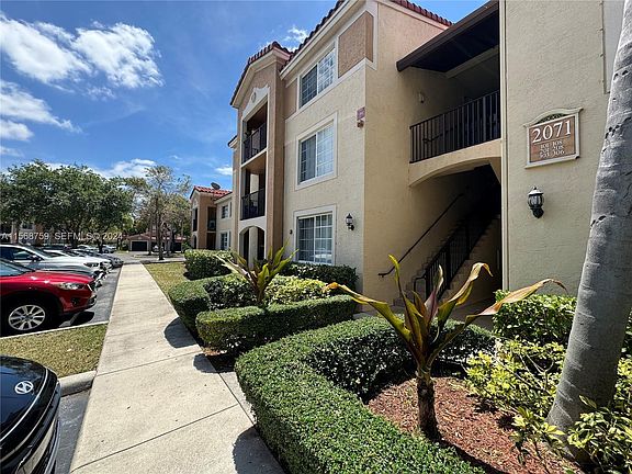 2nd image of 2071 Renaissance Blvd #100