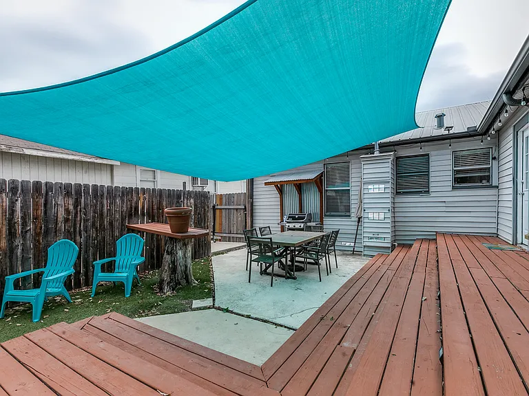 721 Elmwood Dr — Photo 22