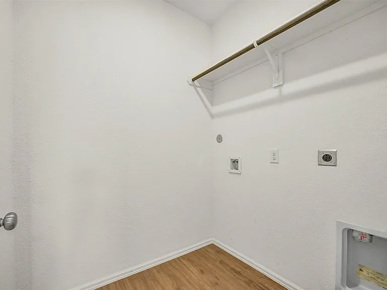 3003 Halleton Ct — Photo 19