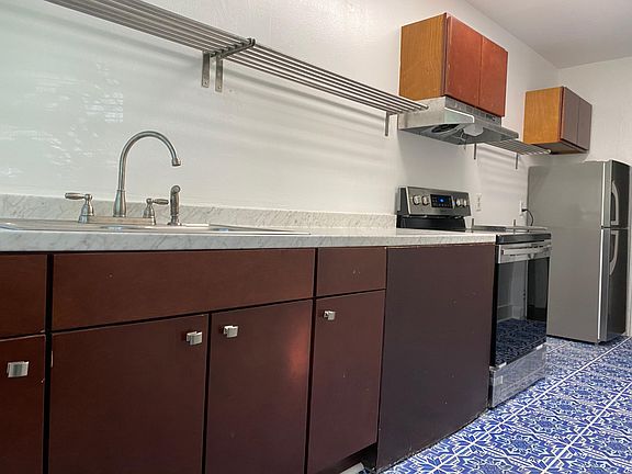 5th image of 512 S Westland Ave APT 9