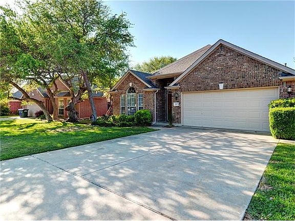 2nd image of 1407 Gator Creek Dr