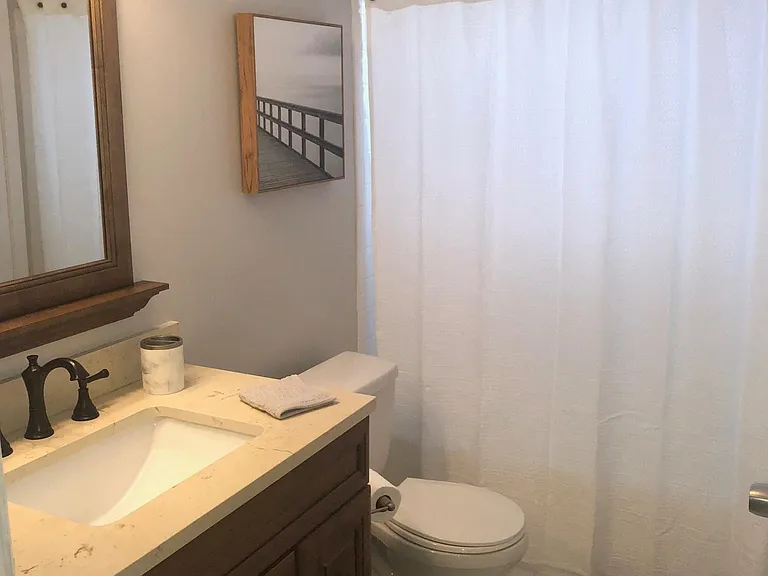2555 Bedford Mews Dr — Photo 19