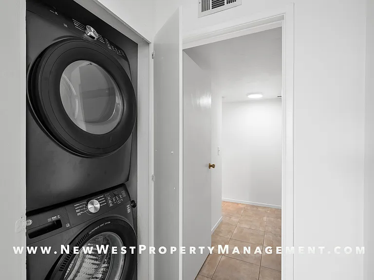 3841 Basilone St #4 — Photo 24