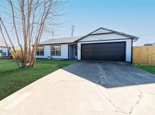 2317 S 17th St, Rogers, AR 72758