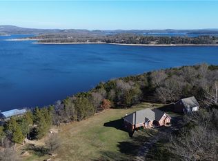 9000 Ventris Rd, Garfield, AR 72732