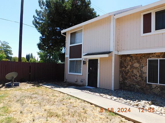 3rd image of 4121 Brookfield Dr