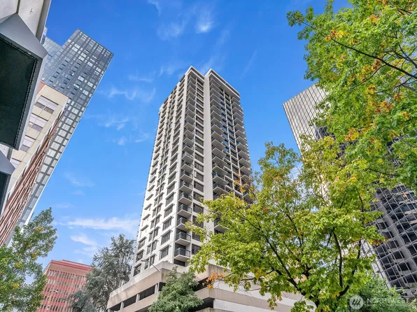 2100 3rd Avenue #1803, Seattle, WA 98121