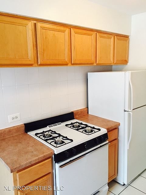 1st image of 5423 N Winthrop Ave APT 408