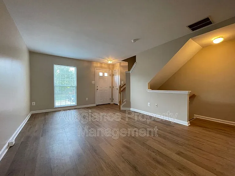 6368 Michael Robert Dr — Photo 4