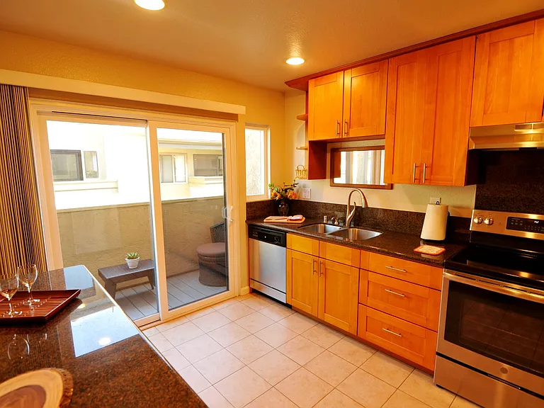 Caminito Eastbluff — Photo 10