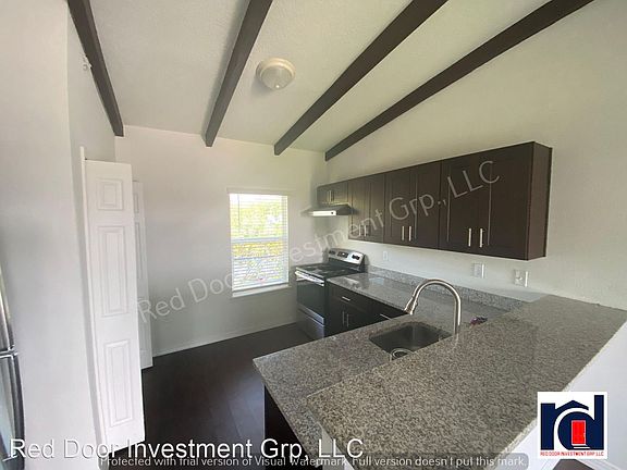 3rd image of 3810 S Washington Ave #11031796