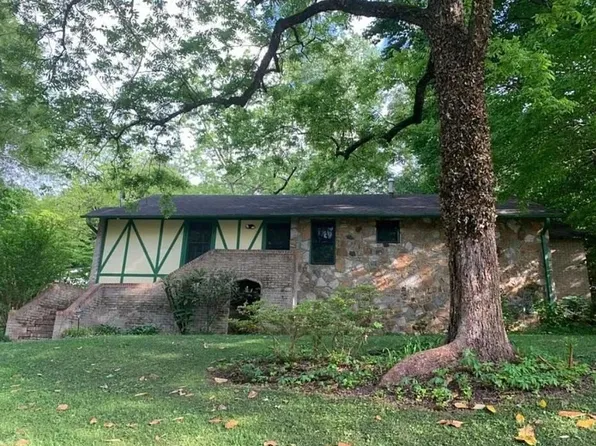 1865 Oak Grove Rd, Atlanta, GA 30345