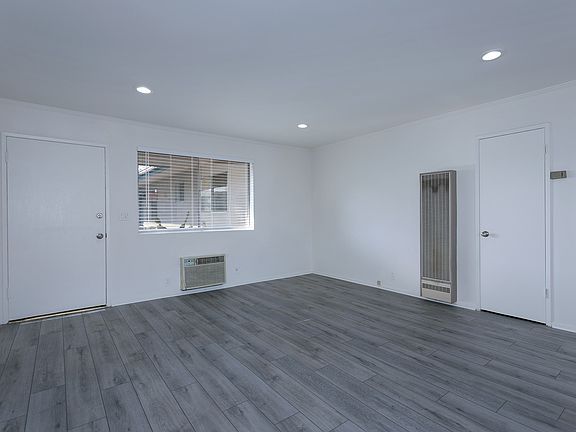 5th image of 660 W Sierra Madre Blvd #N