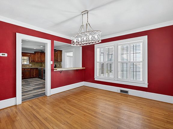5th image of 212 E Fairview Ave