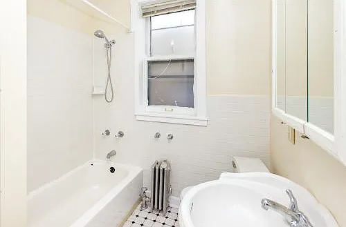 5211 S Greenwood Ave #2 — Photo 10