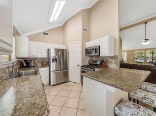 2027 Woodhue Dr, Spring, TX 77386