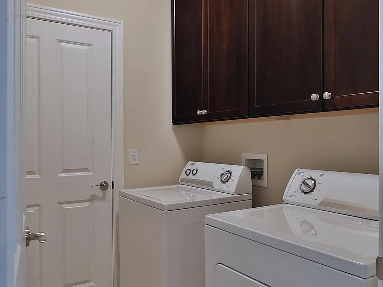 960 Perry St #207 — Photo 10
