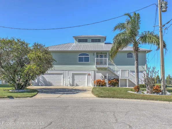 3375 Sheephead Dr, Hernando Beach, FL 34607
