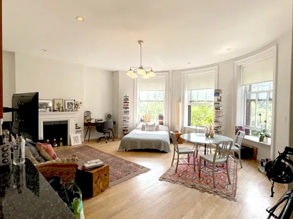 74 Riverside Dr APT 3F, New York, NY 10024
