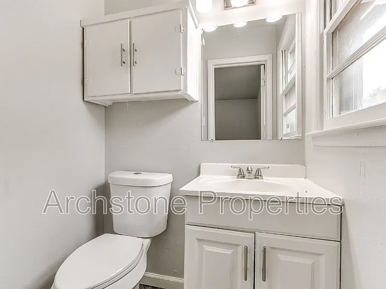 2312 Mustang St — Photo 24
