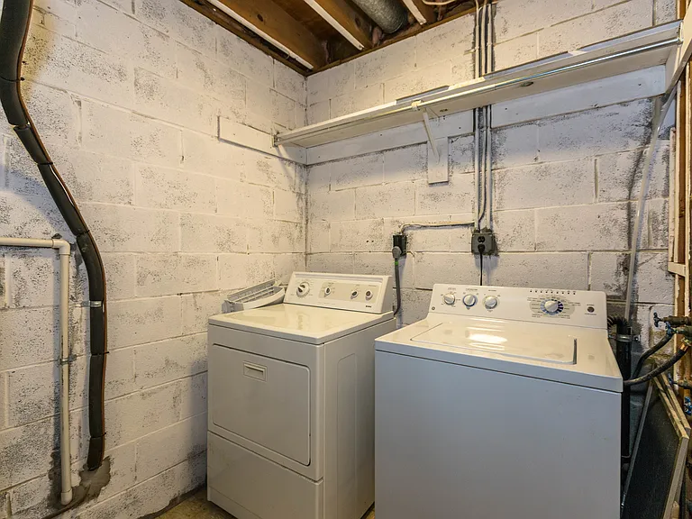 6309 Avalon Dr — Photo 45