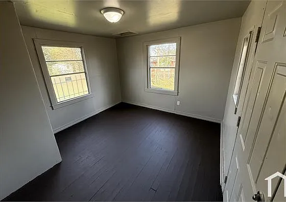 2100 Dawson Ave SW — Photo 2