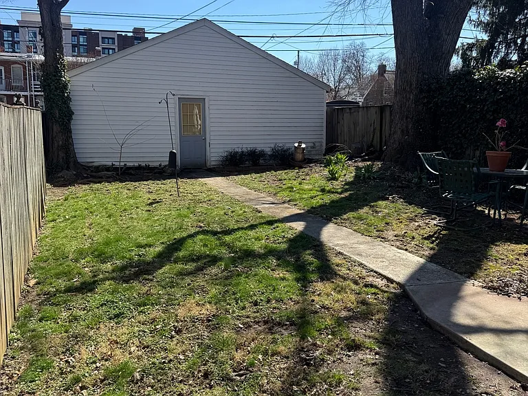 802 Trail Ave — Photo 12