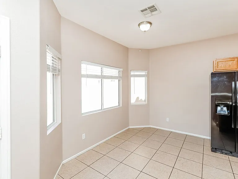 5891 Gentleslope St — Photo 7