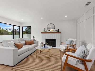 6117 La Jolla Blvd, La Jolla, CA, 92037