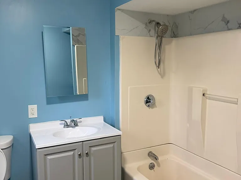 351-353 Lawrence St #4 — Photo 8