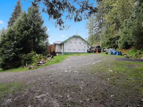 2391 Lougheed Hwy, Kent, BC V0M 1A1