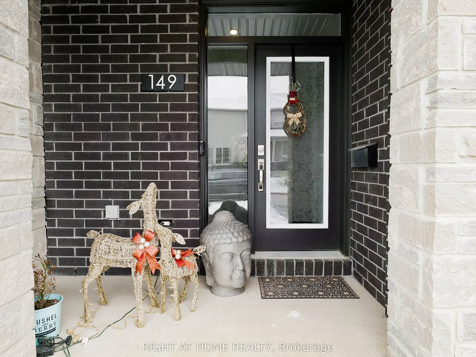 3 bed, $2,999 — Photo 2