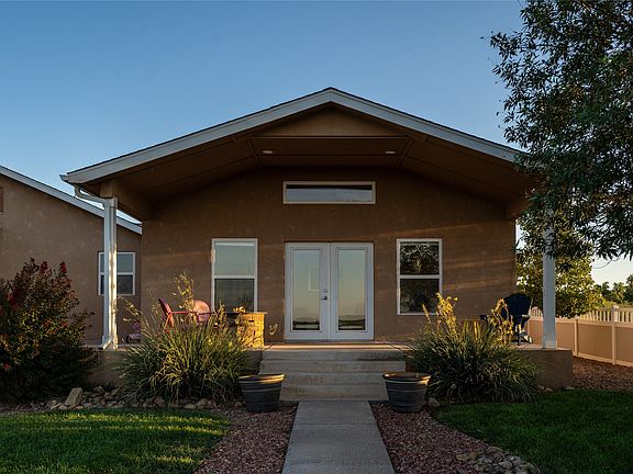 5th image of 210 Ridgecrest