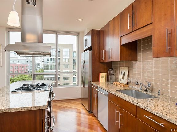 2nd image of 325 Berry St APT 520