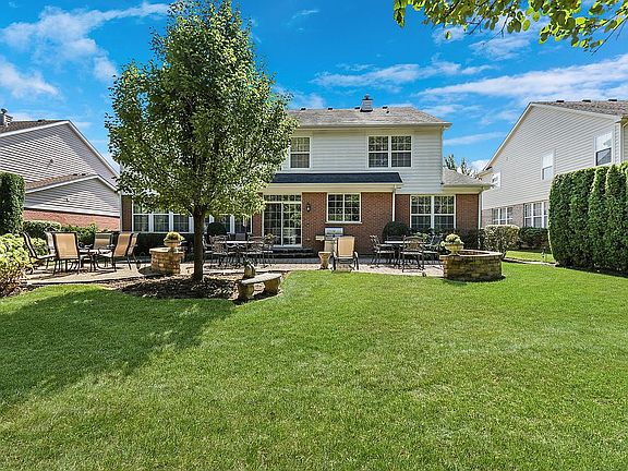 3rd image of 2370 Sarazen Dr
