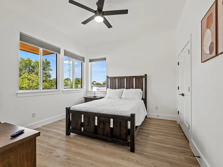 404 Cleaves St — Photo 34