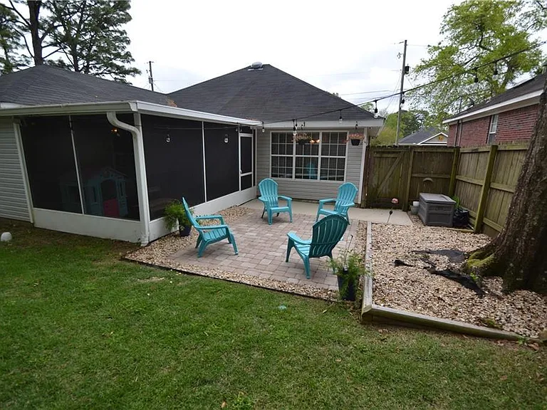 964 Linlen Ave — Photo 7