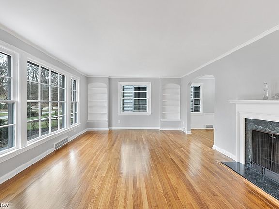 5th image of 1736 S Belvoir Blvd
