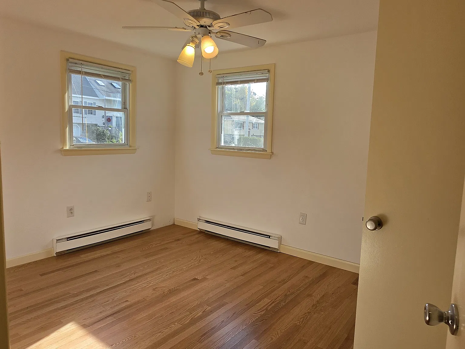 2 bed, 850 sqft, $1,800 — Photo 3