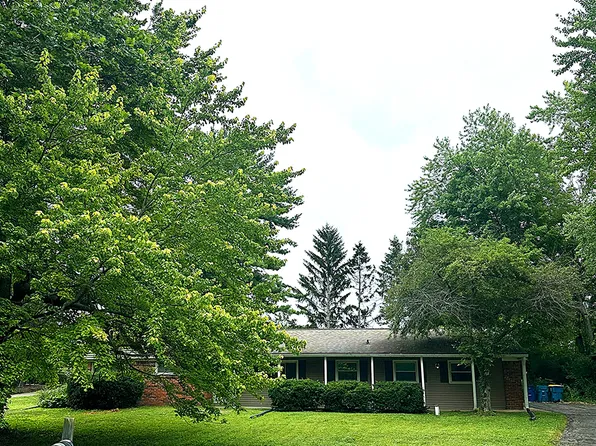 10369 Valley Rd, Indianapolis, IN 46280
