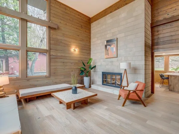 223 Du Rose Terrace, Madison, WI 53705