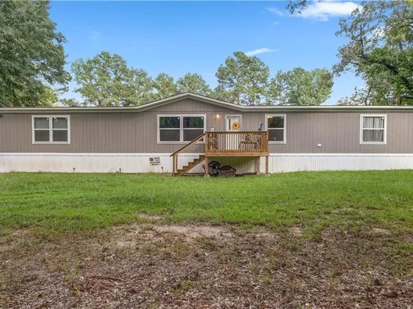 134 Central Hog Farm Rd, Pineville, LA 71360