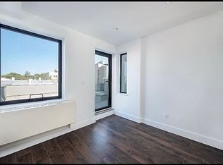 58 Newel St #3R, Brooklyn, NY 11222