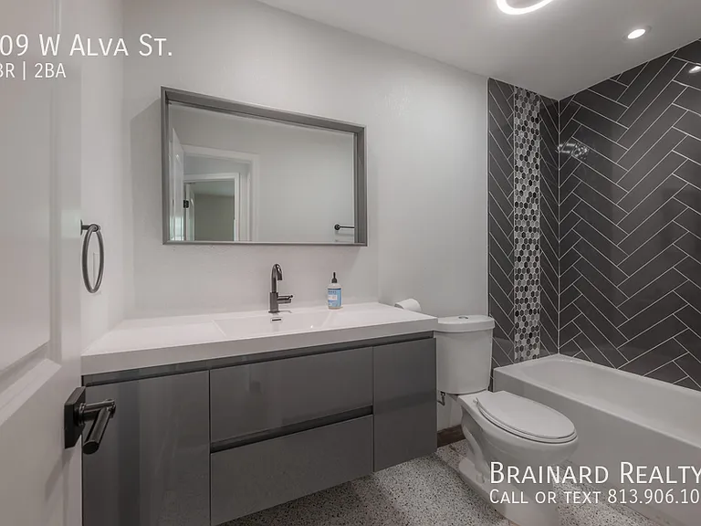 309 W Alva St — Photo 5