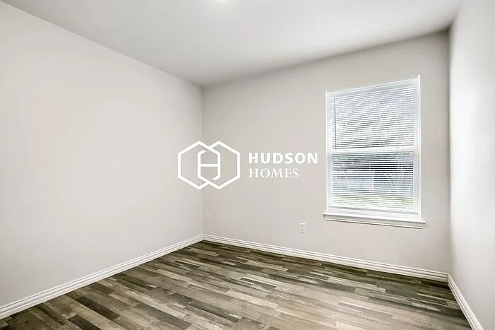 1614 Bryan Ave #B — Photo 12